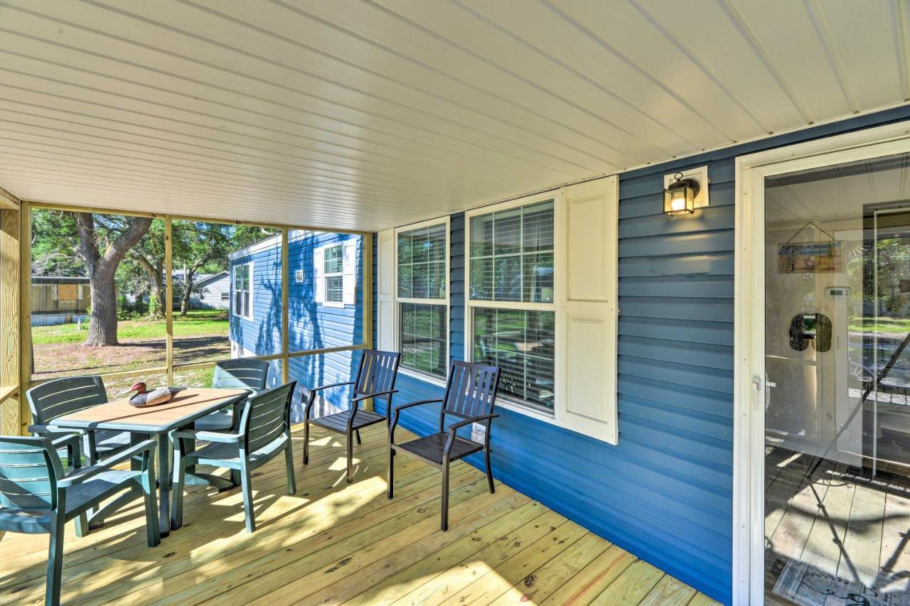 Pelican Place Coastal Cottage Walk To Back Sound Harkers Island Eksteriør billede